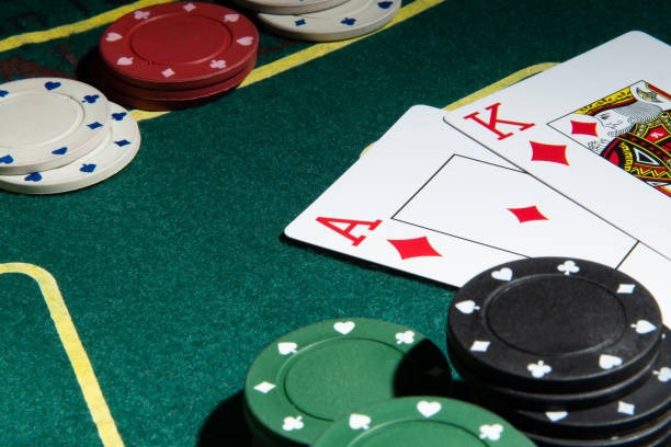 yoktogel28 mobile app interface showing live-dealer blackjack table on smartphone screen